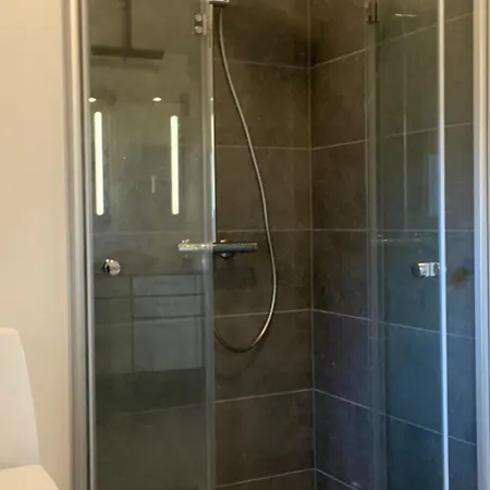 Moderne Sommerhus, 8 Senge, 250 Mtr Til Sandstrand