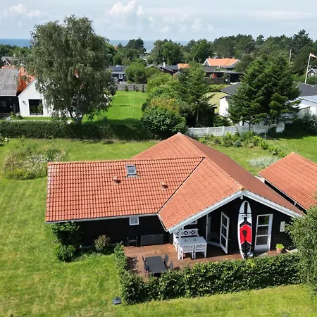 Moderne Sommerhus, 8 Senge, 250 Mtr Til Sandstrand Prázdninový dům *