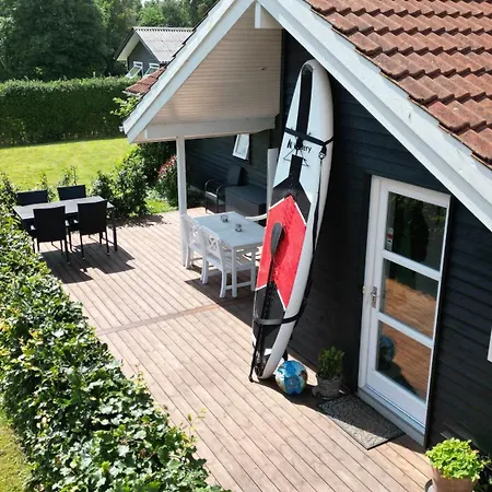 Moderne Sommerhus, 8 Senge, 250 Mtr Til Sandstrand